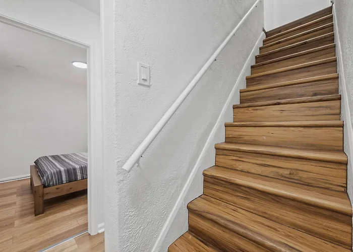 Bloomfield H Stylish Cozy Private Bedroom, Shared Bathroom, With Free Parking Pittsburgh