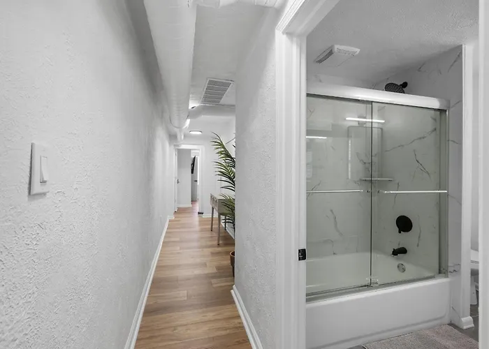 Habitación en casa particular Bloomfield H Stylish Cozy Private Bedroom, Shared Bathroom, With Free Parking Pittsburgh