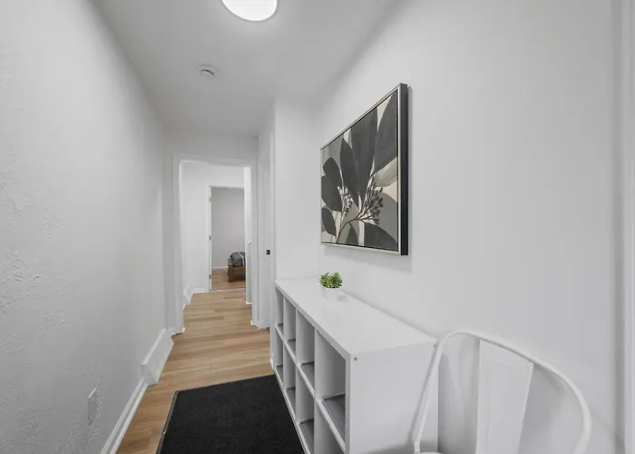 Habitación en casa particular Bloomfield H Stylish Cozy Private Bedroom, Shared Bathroom, With Free Parking *